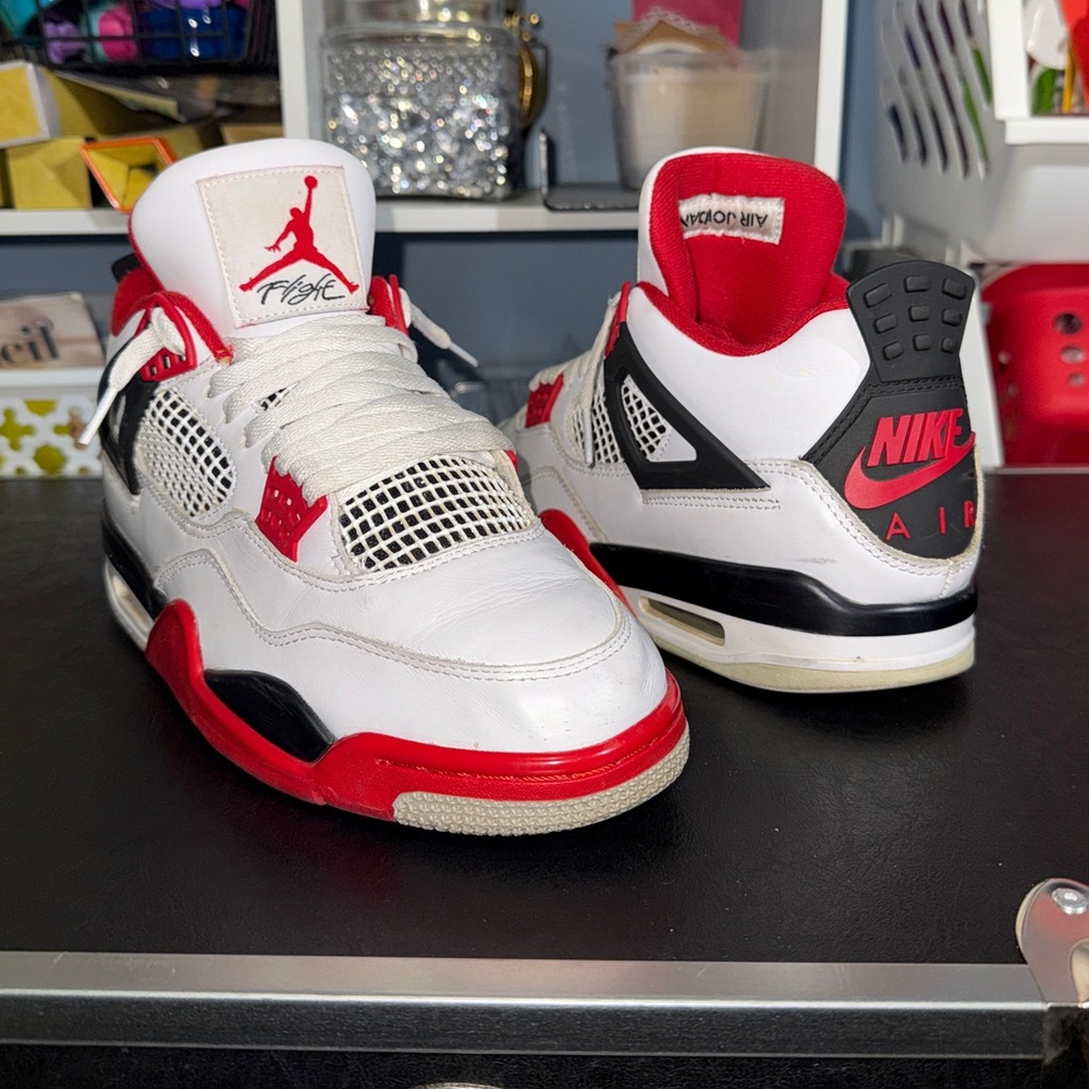 Air Jordan 4 Retro - FIRE RED Mens9